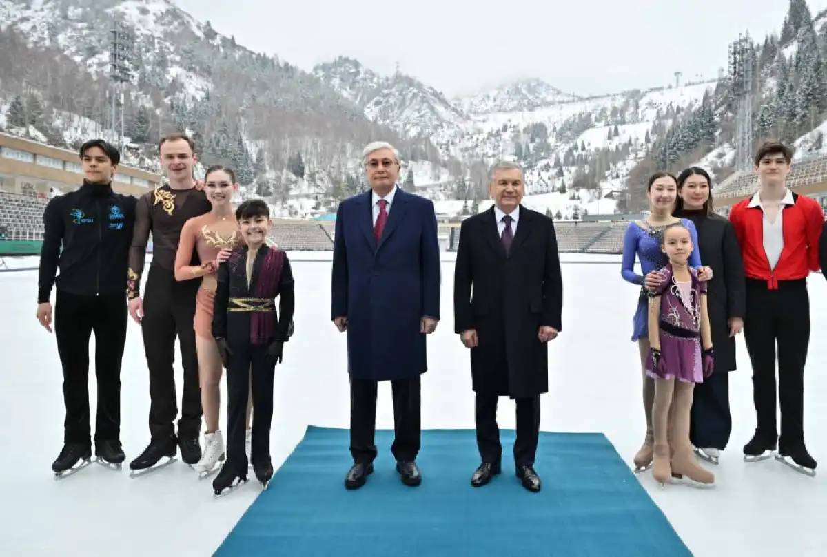 Қазақстан мен Өзбекстан президенттері «Медеу» спорт кешеніне барды