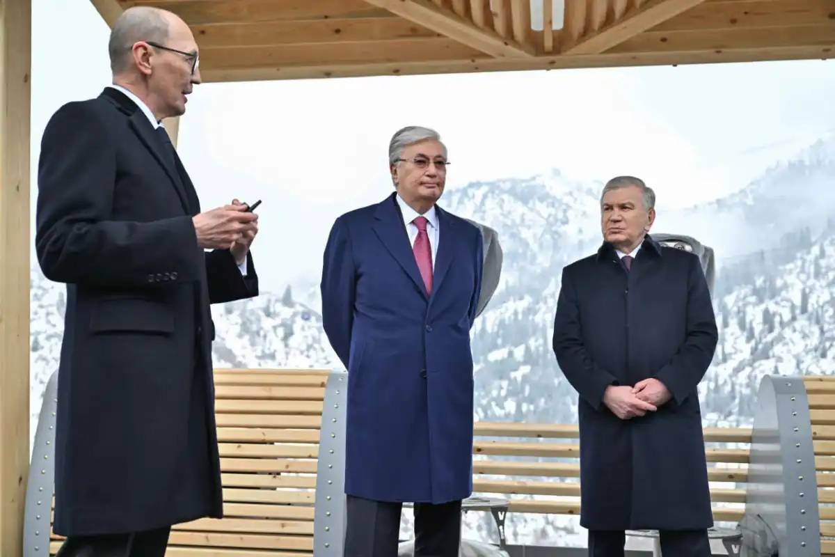 Қасым-Жомарт Тоқаев пен Шавкат Мирзиёев Алматы тау шаңғысы кластерімен танысты