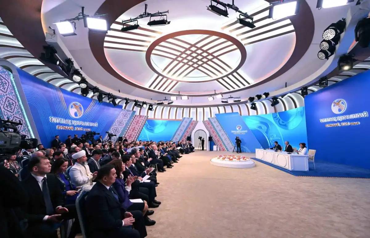 Тарих ғылымының дамуына ерекше көңіл бөлінеді –  Мемлекет басшысы