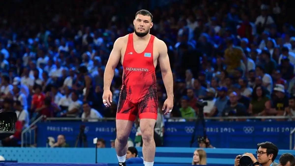 Әлімхан Сыздықов Азия чемпионатында күміс жүлдеге ие болды