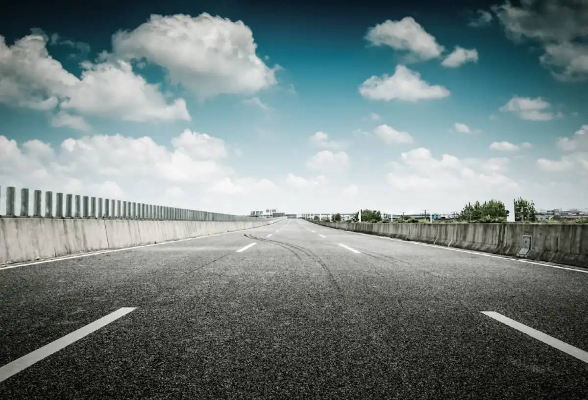 «Атырау – Орал» автожолы орташа жөндеуден өткізіледі