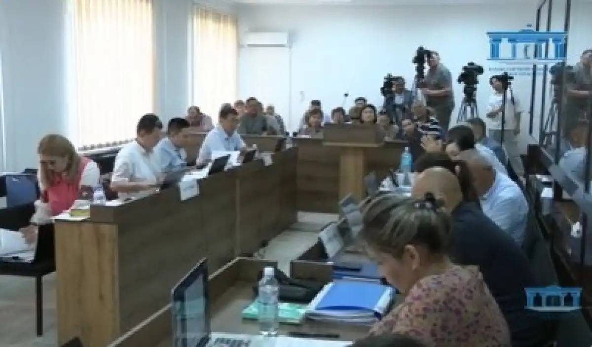 «Шерзаттың өлімін мойныма ала салайын дедім»: басты айыпталушы сотта жауап беріп жатыр