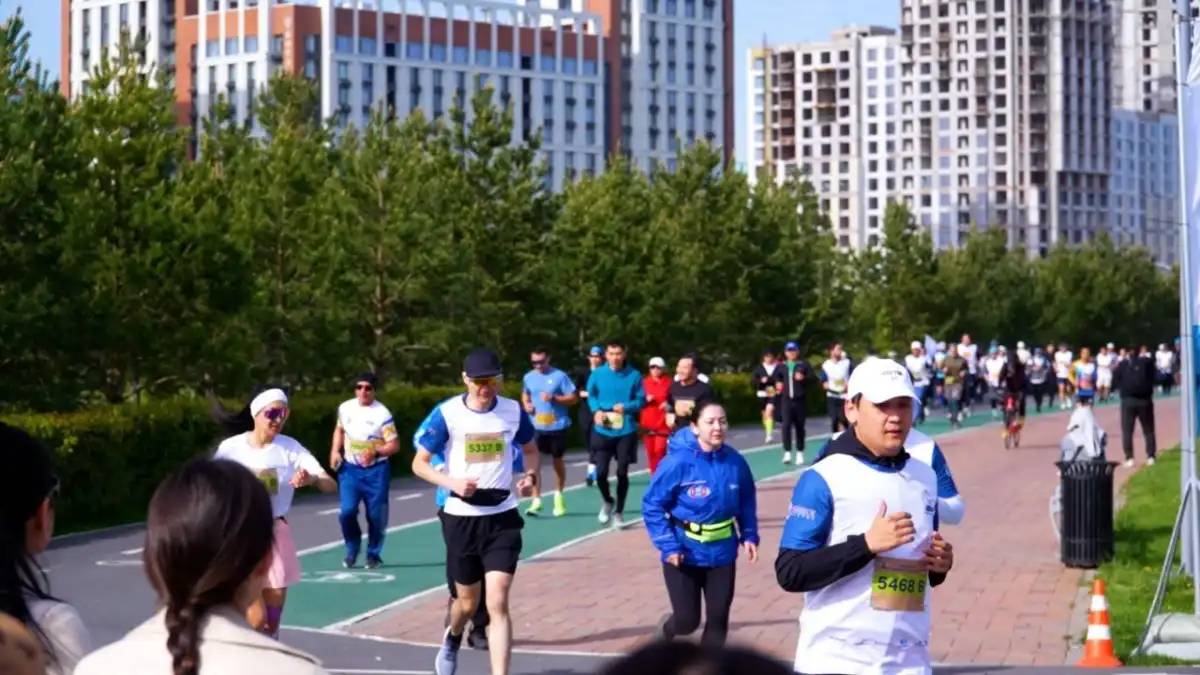 Елордада өткен қайырымдылық марафонына 3 мың адам қатысты