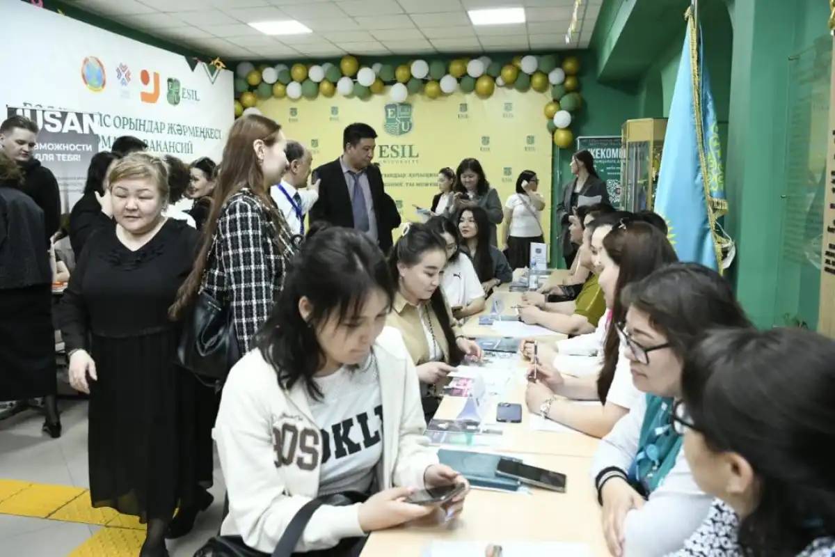 Астанада кезекті бос жұмыс орындарына арналған жәрмеңке өтті