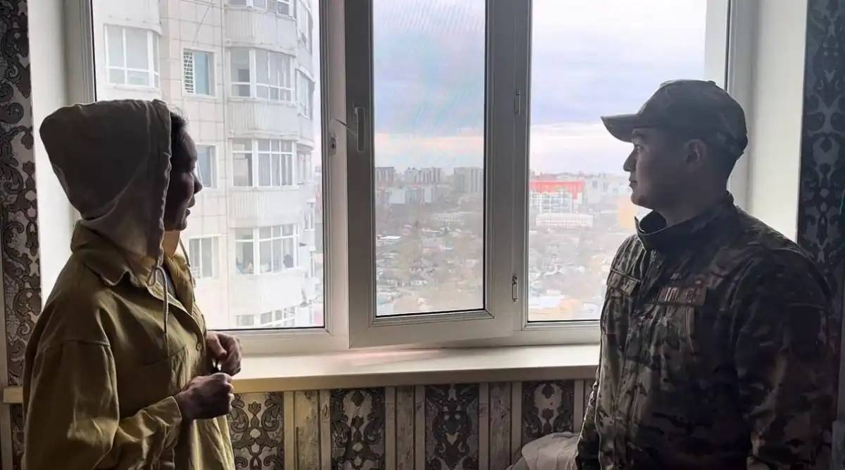 Астаналық құтқарушылар үйлерді аралап жүр