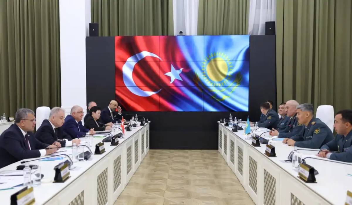 Қазақстан мен Түркия қорғаныс саласындағы ынтымақтастықты талқылады