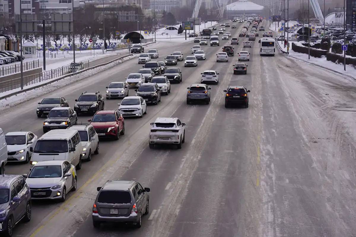 Елімізде электрондық қызметтердің көмегімен жол трафигі мен соттарға жүктемені азайту көзделіп отыр