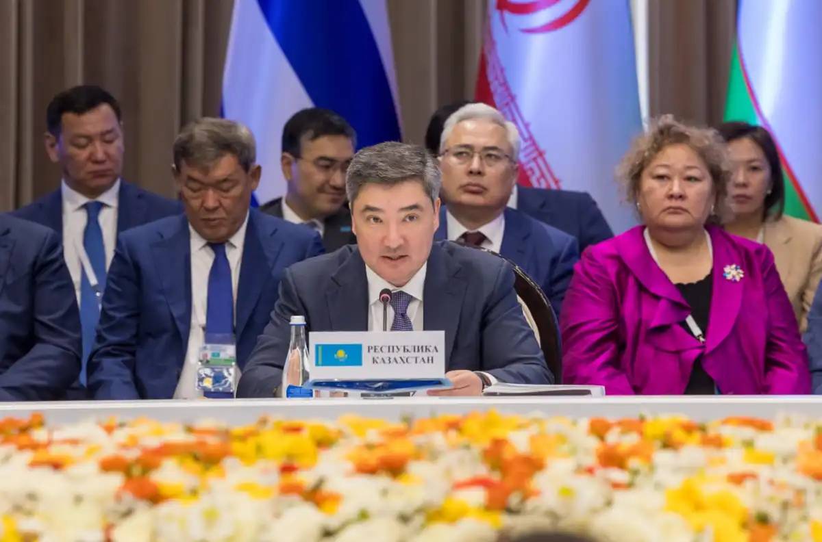 Олжас Бектенов Еуразиялық үкіметаралық кеңестің отырысына қатысты