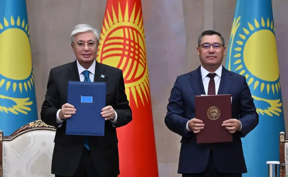 Қазақстан мен Қырғызстан мемлекеттері басшыларының Бірлескен мәлімдемесі қабылданды