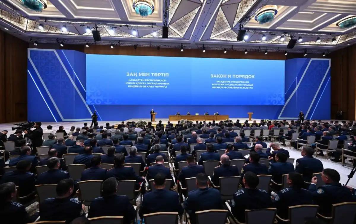 Көшелер мен құқық қорғау мекемелерін батырлардың атымен атауға болады - Президент