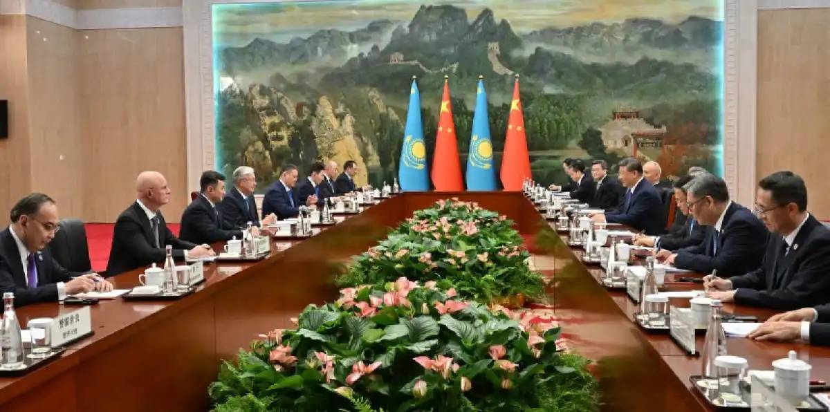 Си Цзиньпин Қасым-Жомарт Тоқаевқа ризашылығын білдірді