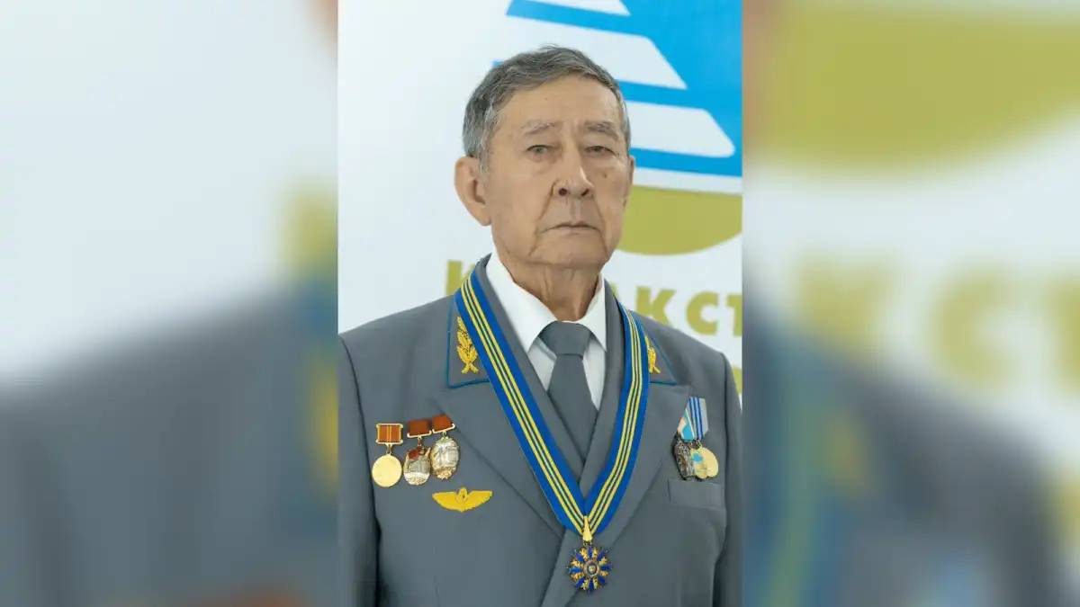 60 жыл теміржол саласында: астаналық Борис Исинаманов мемлекеттік награда алды