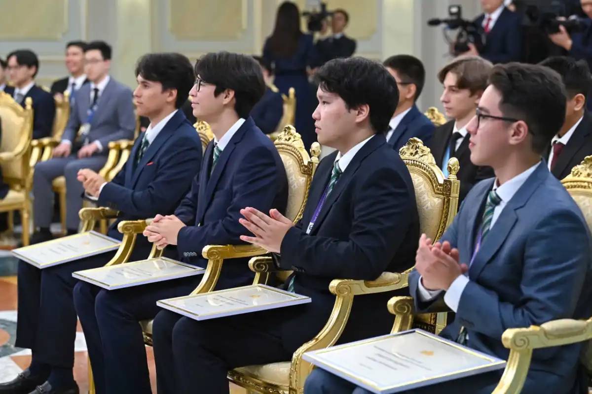 ЖИ саласындағы мамандар айрықша сұранысқа ие болады – Қасым-Жомарт Тоқаев