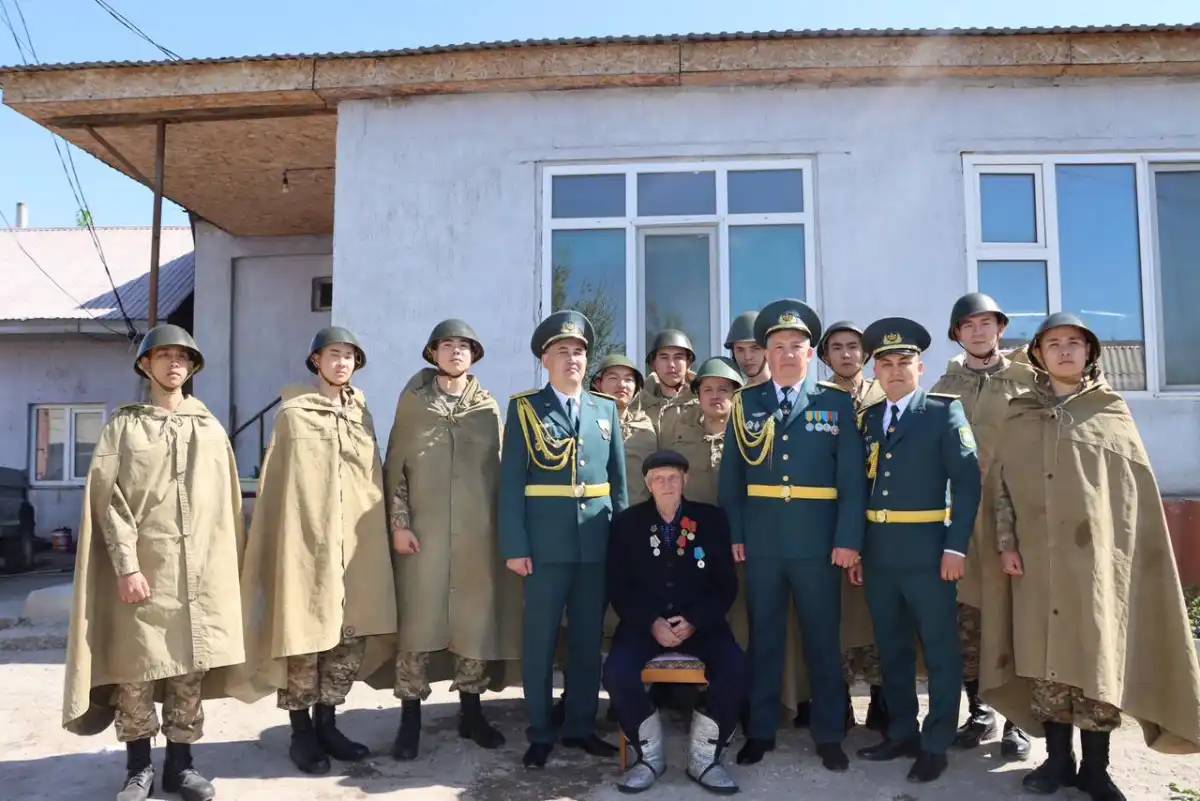 Ұландықтар Президент атынан ардагерлерге естелік медальдар табыс етті