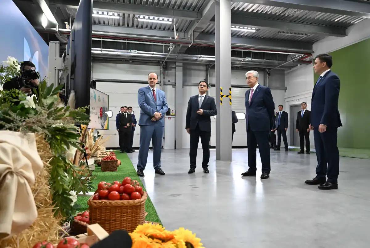 Президент Шымкенттегі бірқатар нысанды аралап көрді