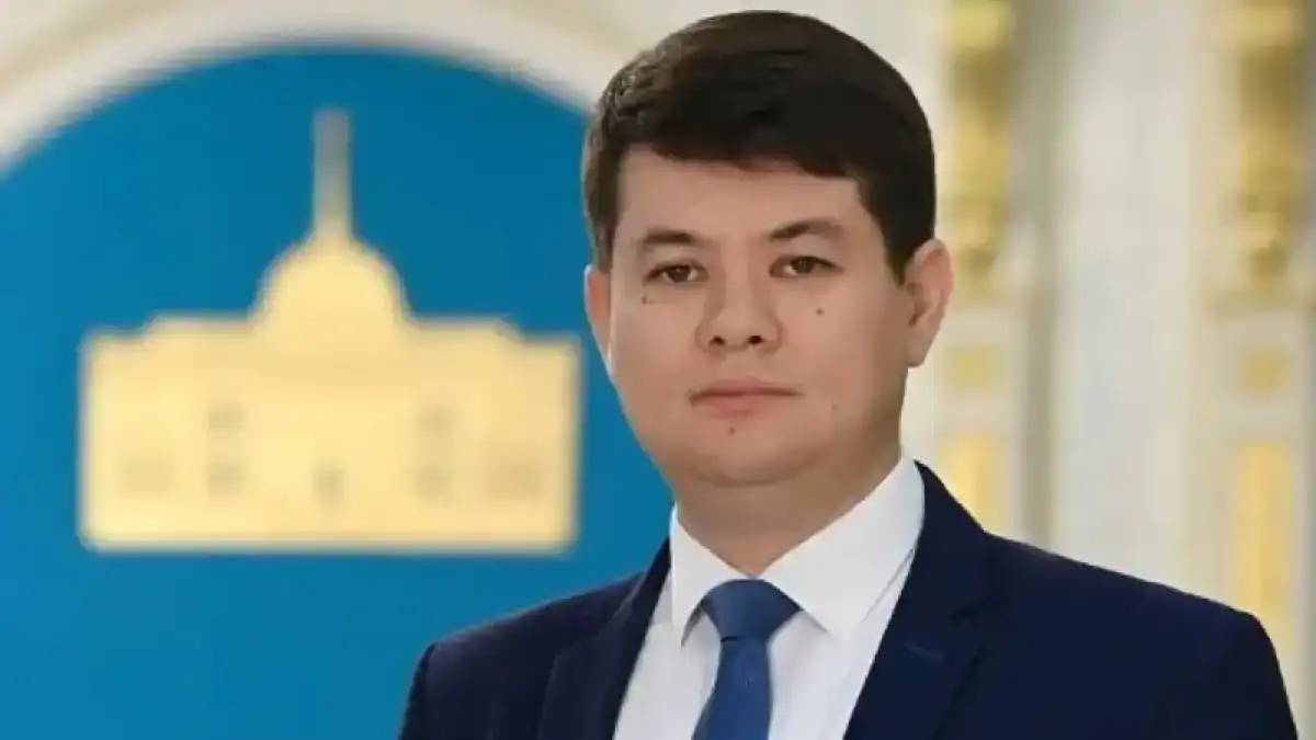 Рақымжан Ерназар Президент әкімшілігіндегі Әлеуметтік-экономикалық саясат бөлімін басқарады