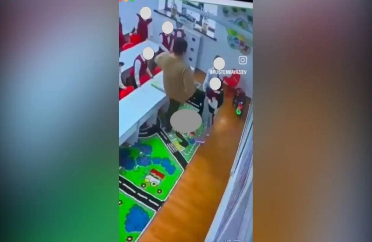 Атырауда бүлдіршінге қатыгездік көрсеткен тәрбиешіге қатысты үкім шықты