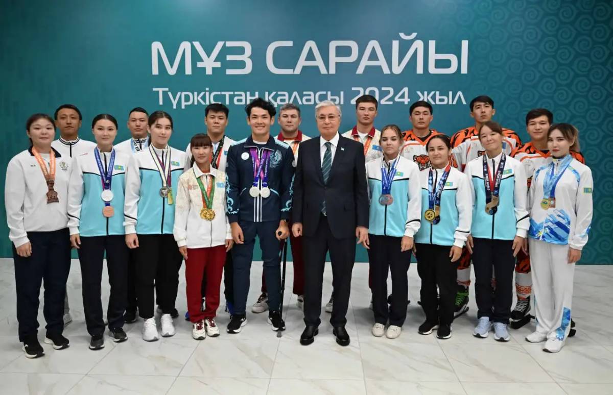 Президент Түркістан қаласындағы Мұз сарайына барды