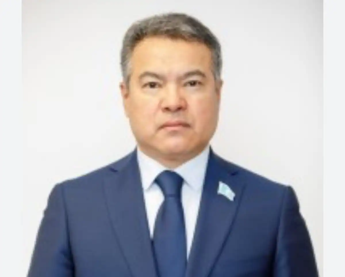 Ұлық мерекемен тұспа-тұс келген қос газеттің 35 жылдығы құтты болсын! - депутат