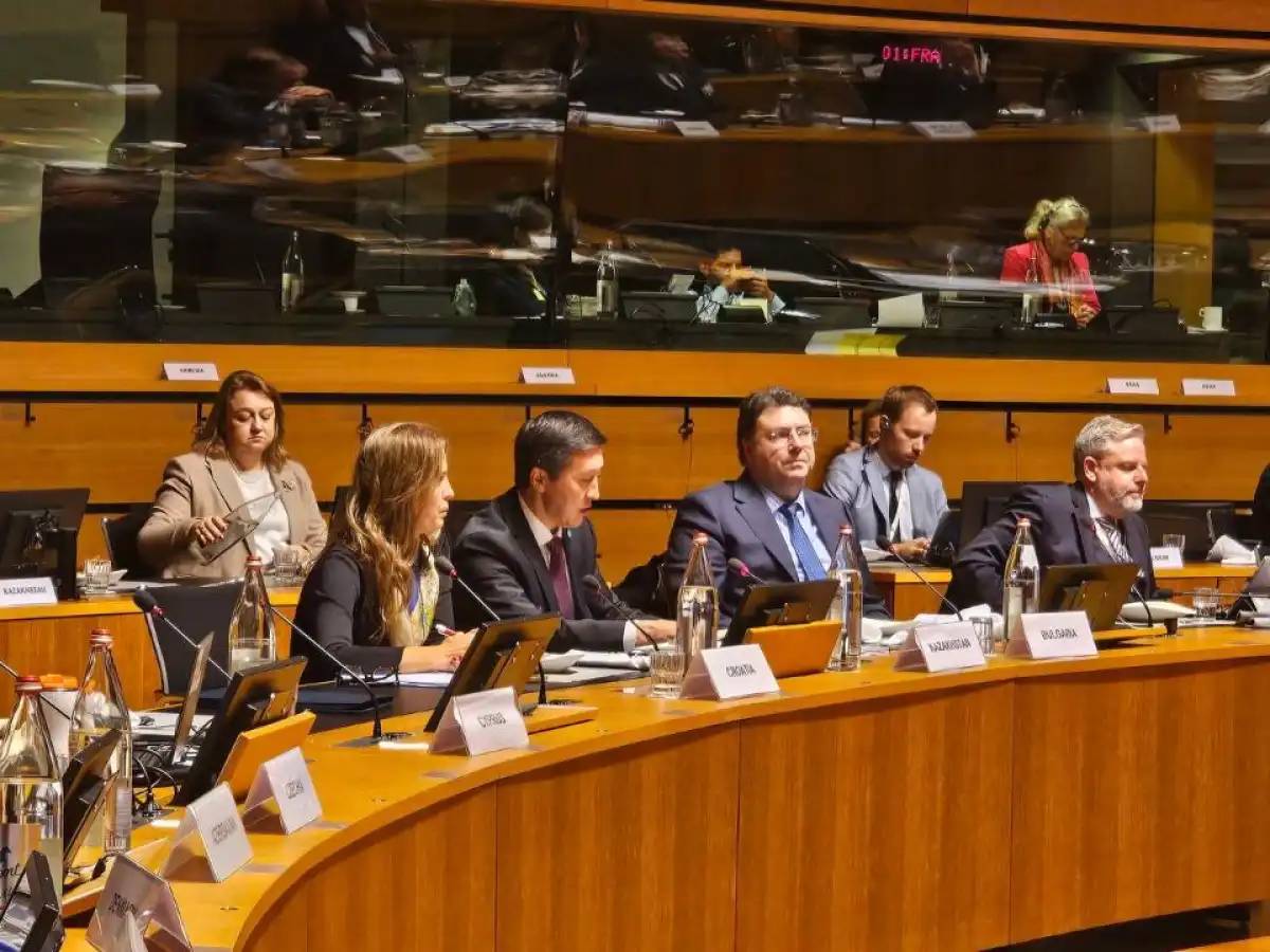 Қазақстан Орталық Азия мен ЕО арасындағы өңіраралық байланыс перспективаларын айқындады