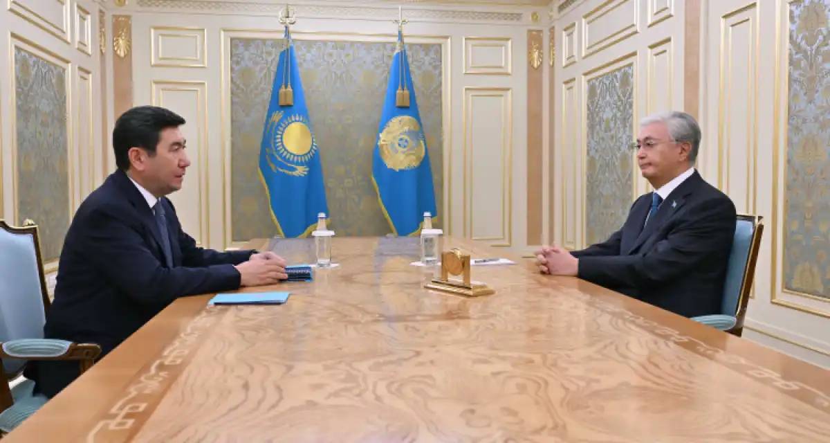 Ерлан Қошанов Президентке Мәжіліс қызметі туралы баяндады