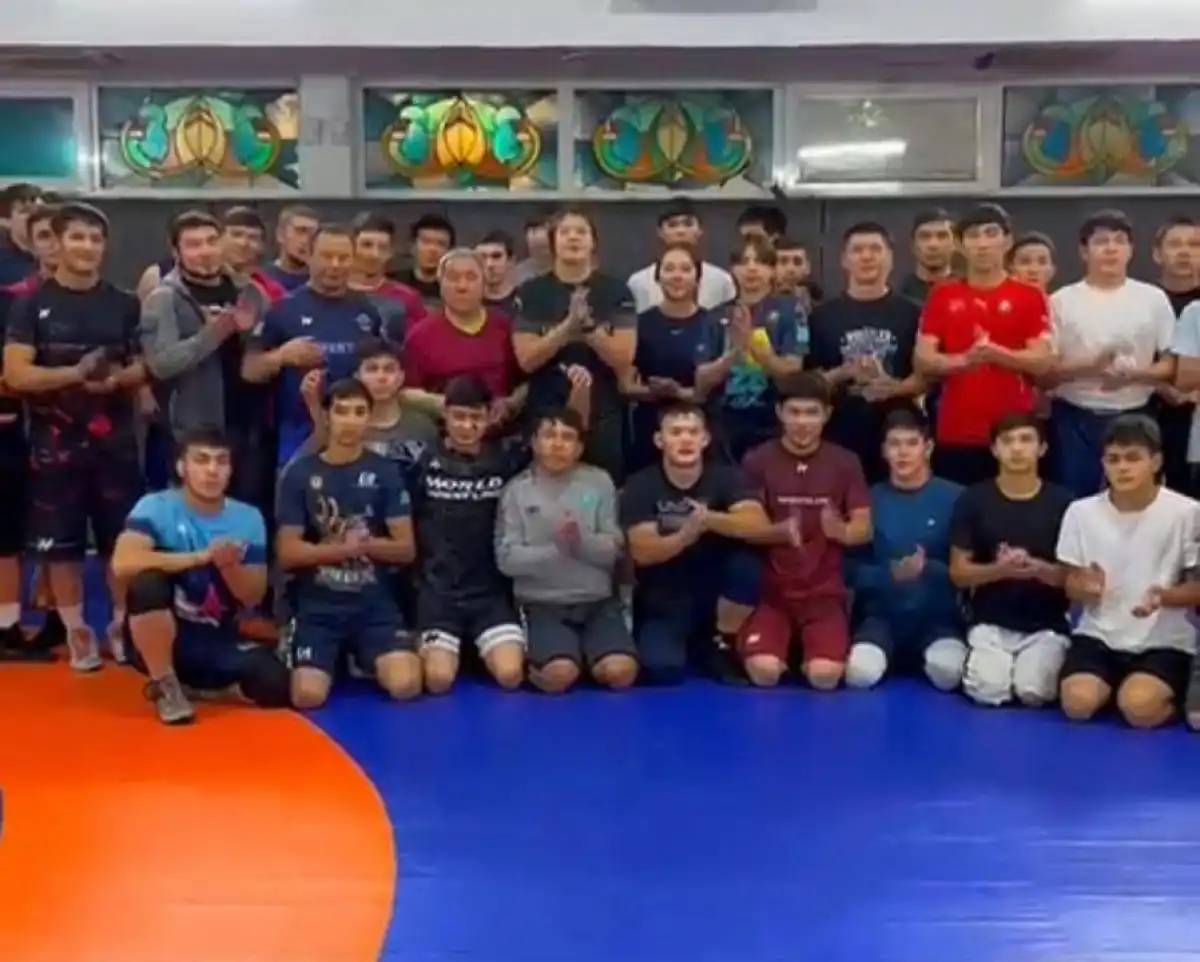 «Менің Қазақстаным»: астаналық спортшылар Республика күнімен құттықтады