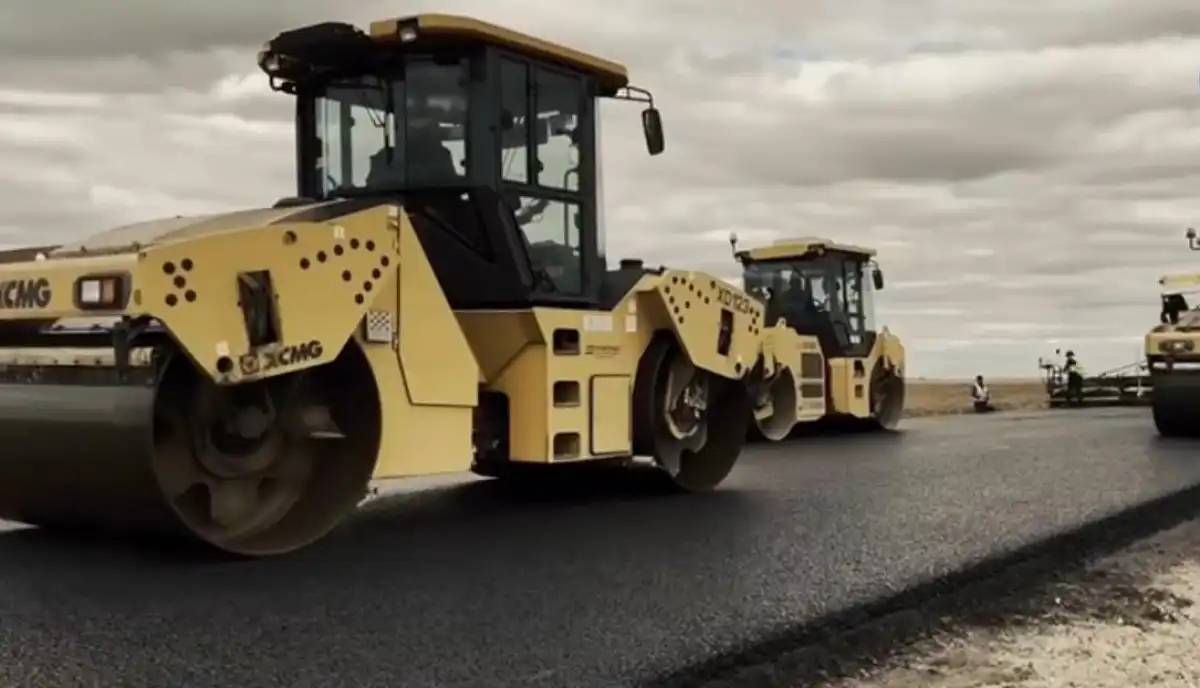 Еліміздің батысында заманауи көлік айрығы салынып жатыр