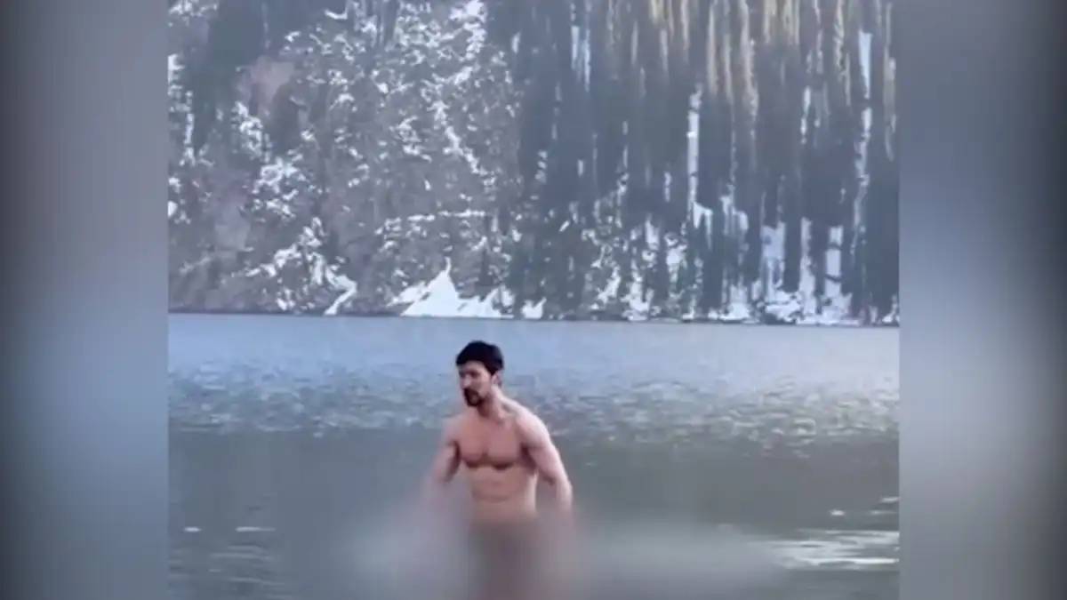 Тыйым салатын белгілер болмаған - министрлік Көлсайда шомылған Дуровқа қатысты мәлімдеме жасады