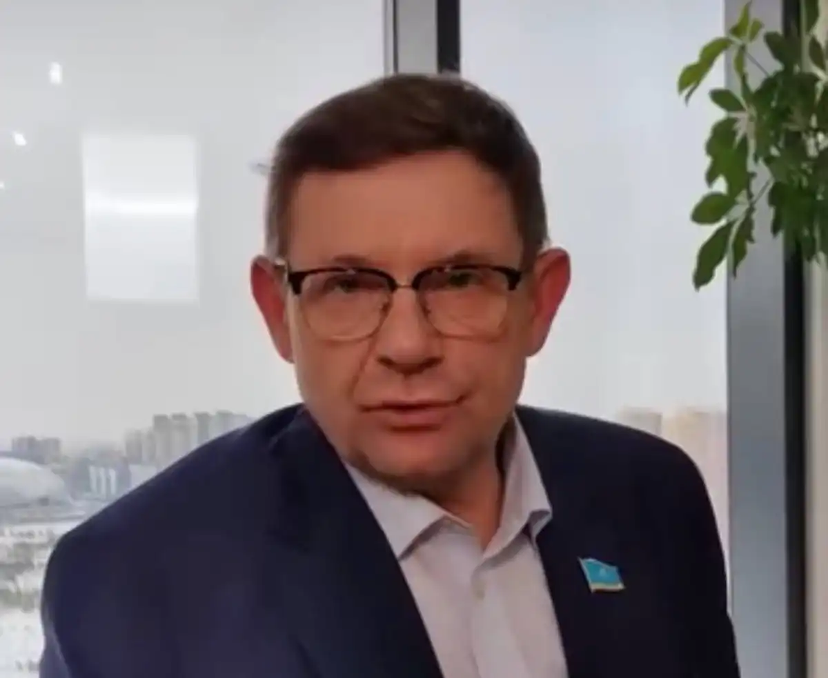 "Менің атымнан ақша сұраған": Сергей Пономарёв қауіпсіздік мәселесі туралы дабыл қақты