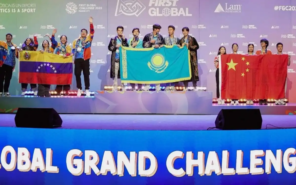 Қазақстандық оқушылар Панамада робототехника олимпиадасында әлем чемпионы атанды