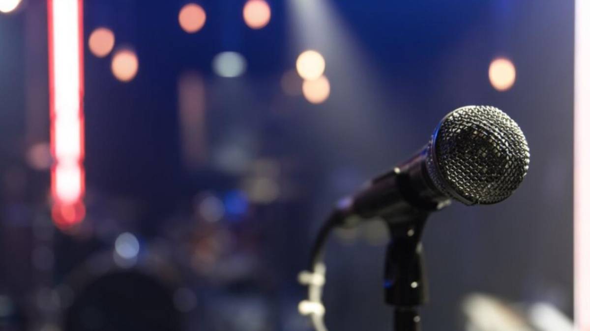 Әртістер телебағдарламаға түсу кезінде ғана фонограммамен өнер көрсете алады - Максим Споткай