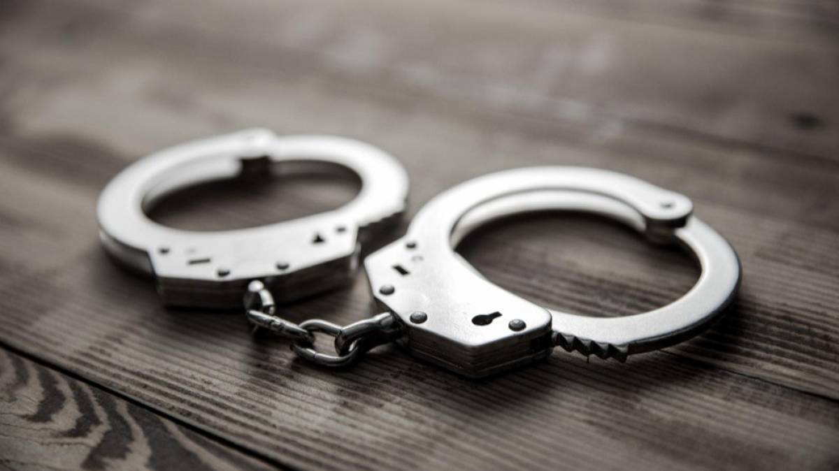 «Қабірге ескерткіш орнатамын»: Астана тұрғынын алдаған алаяқ ұсталды