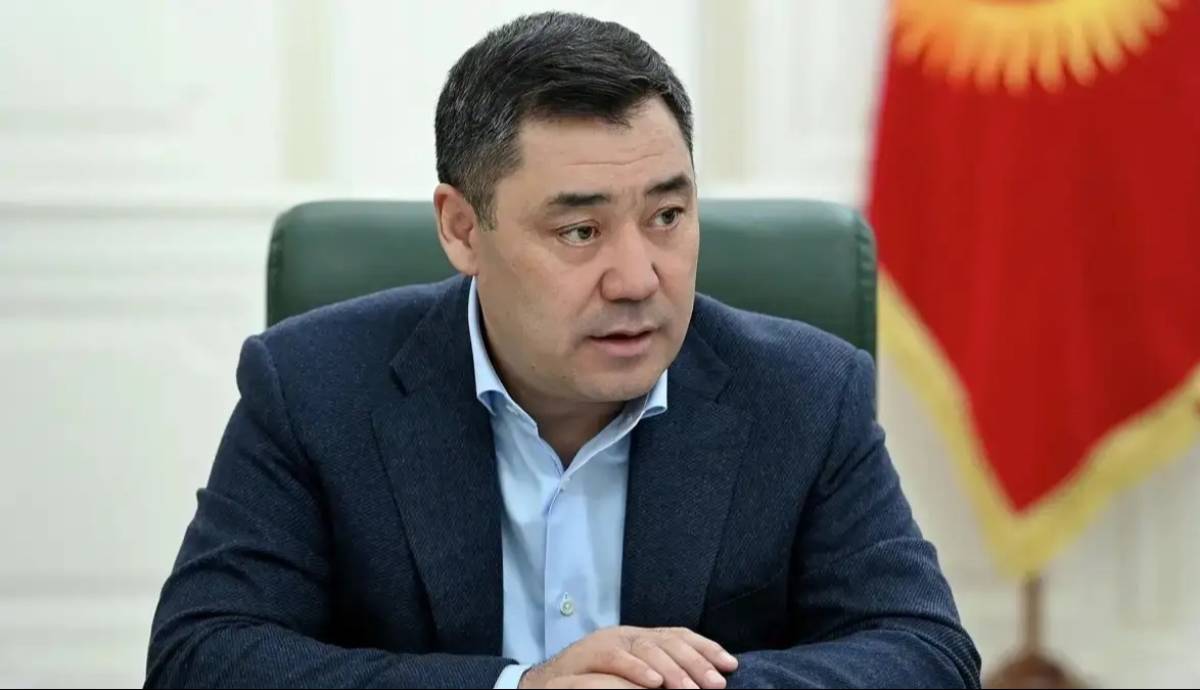 Қырғызстан президенті шенеуніктерден халықты үрейлендірмеуді талап етті