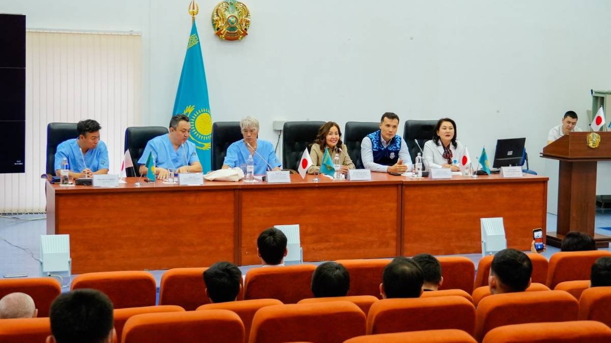 Астанада балалар хирургиясы бойынша халықаралық шеберлік сағаты өтті