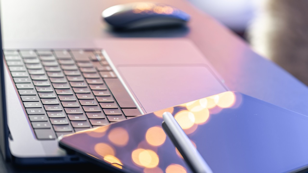 Электрондық құжат айналымы саласындағы елдің цифрлық суверенитетін қамтамасыз ету міндеті тұр – ЖИ министрлігі