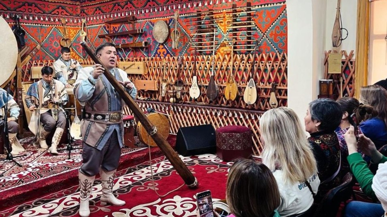 Астанада 1600-ден астам ұлттық музыкалық аспап қойылған Өнер мұражайы ашылды