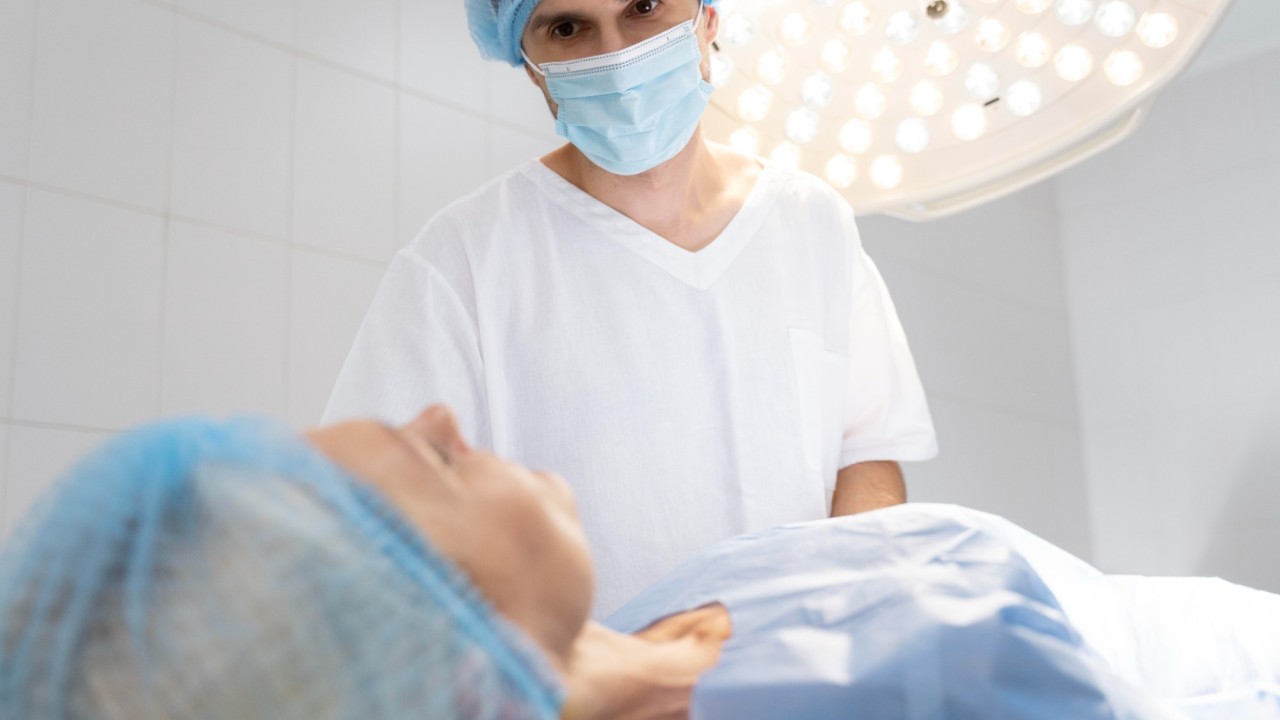 Қазақстандықтар енді зейнетақы жинақтарын пластикалық операцияларға пайдалана алмайды