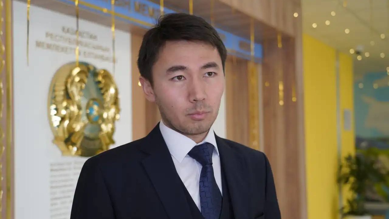 «Әрбір ұстаз бен оқушыға ізденуге, шығармашылық қабілетін дамытуға барлық жағдай жасалған» – «Келешек мектебі» директоры