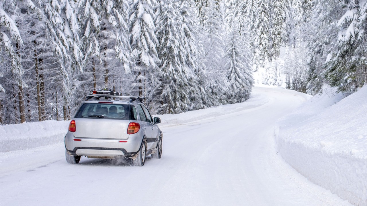 ІІМ жүргізушілерді боран мен көктайғақ кезінде жолға шықпауға шақырады