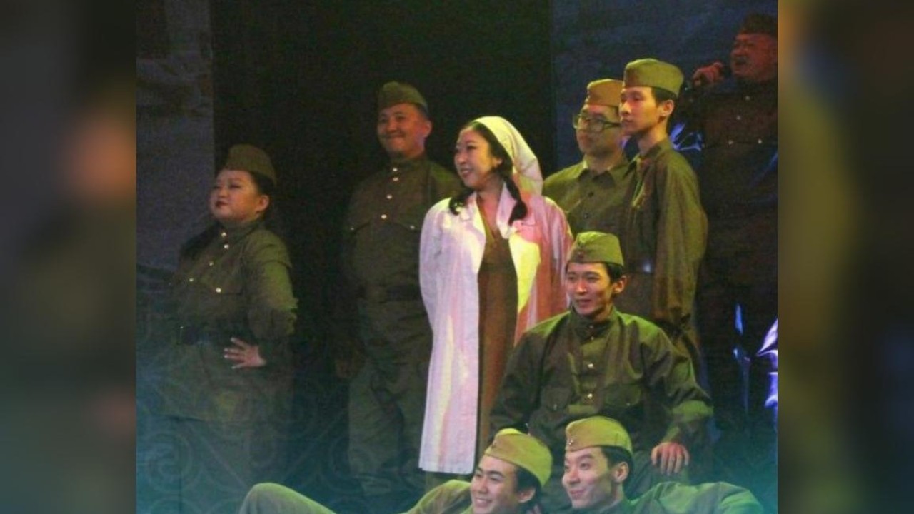 Корей театрында Бауыржан Момышұлы туралы жаңа спектакль сахналанды