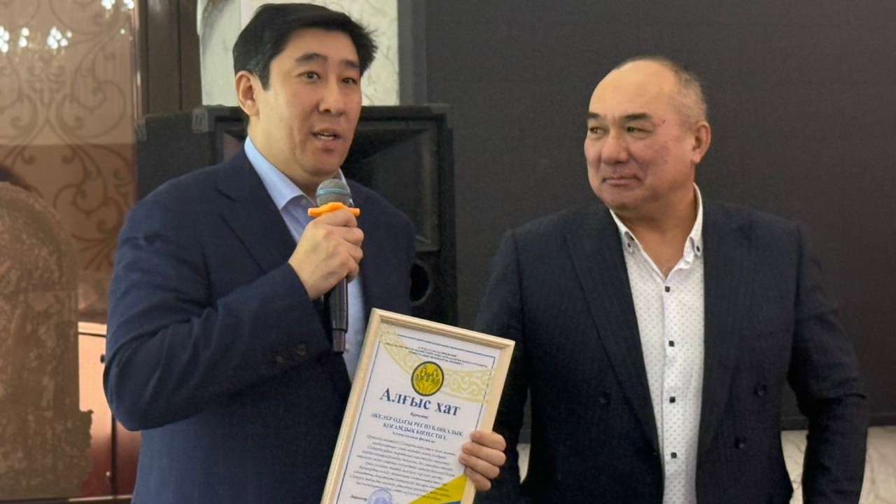 Астанада Әкелер одағы 100 баланы қуантты