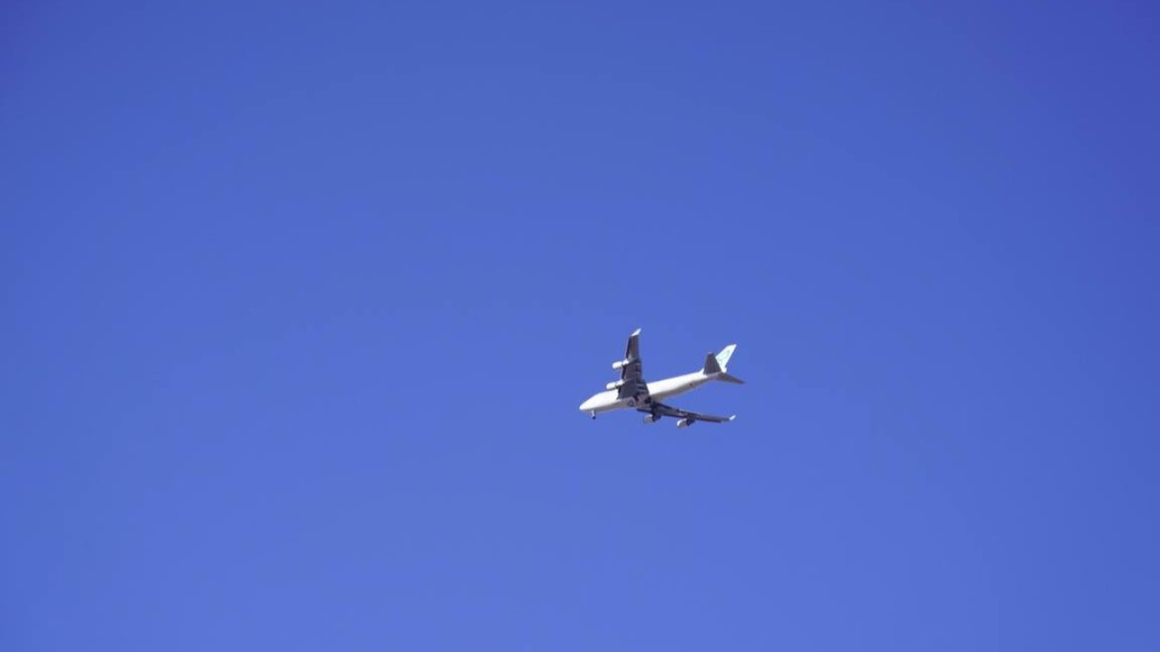 Жаңа жылға орай елімізде 100 қосымша рейс ұйымдастырады