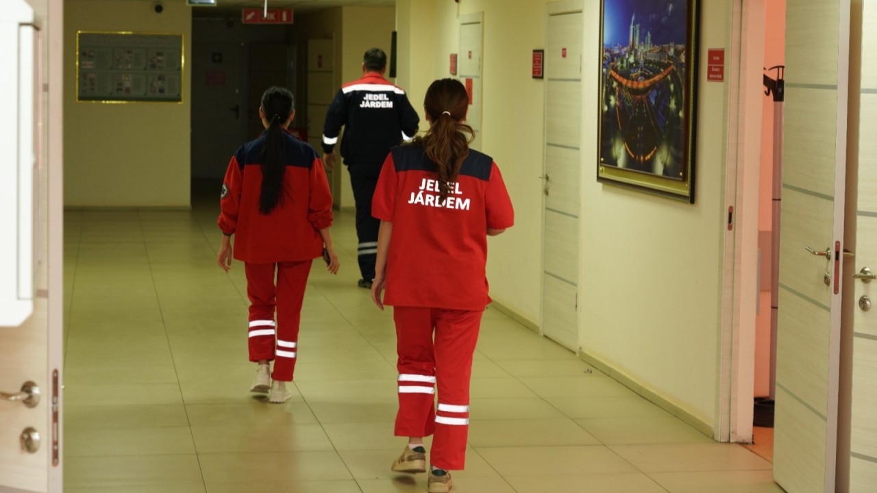 Енді медицина қызметкерлеріне күш көрсеткендер қатаң жазаланады