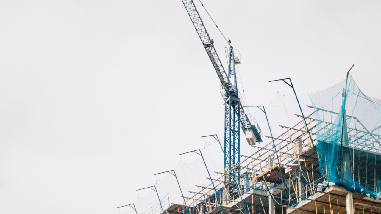 Жамбыл облысында жауапкер заңсыз салынған құрылысты бұзуға міндеттелді