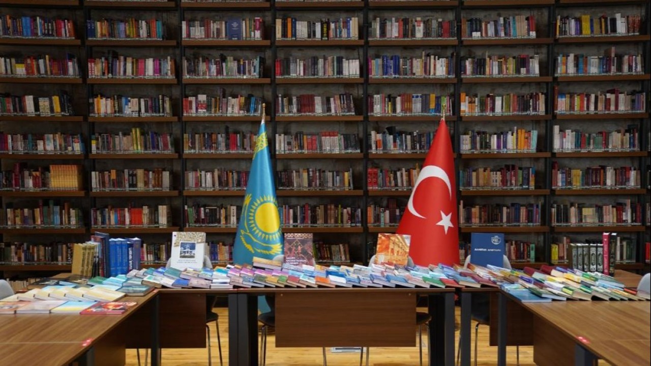 Ыстанбұлдың ең ірі кітапханасында Қазақстанның ғылыми-әдеби бұрышы ашылды