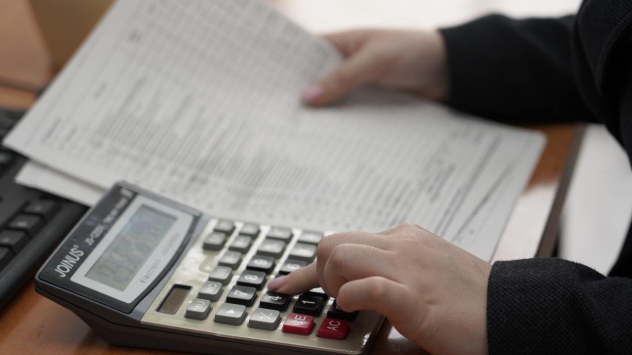 Шағын кәсіпкерлерге кассалық аппаратпен біріктірілген POS-терминалдар тегін беріледі