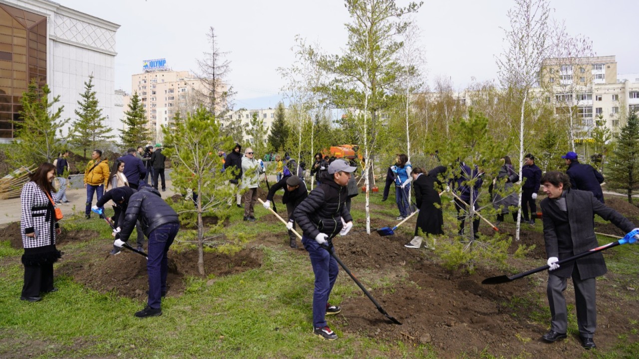 Мемлекет басшысы биыл елімізде 335,6 миллион ағаш егілгенін айрықша атап өтті