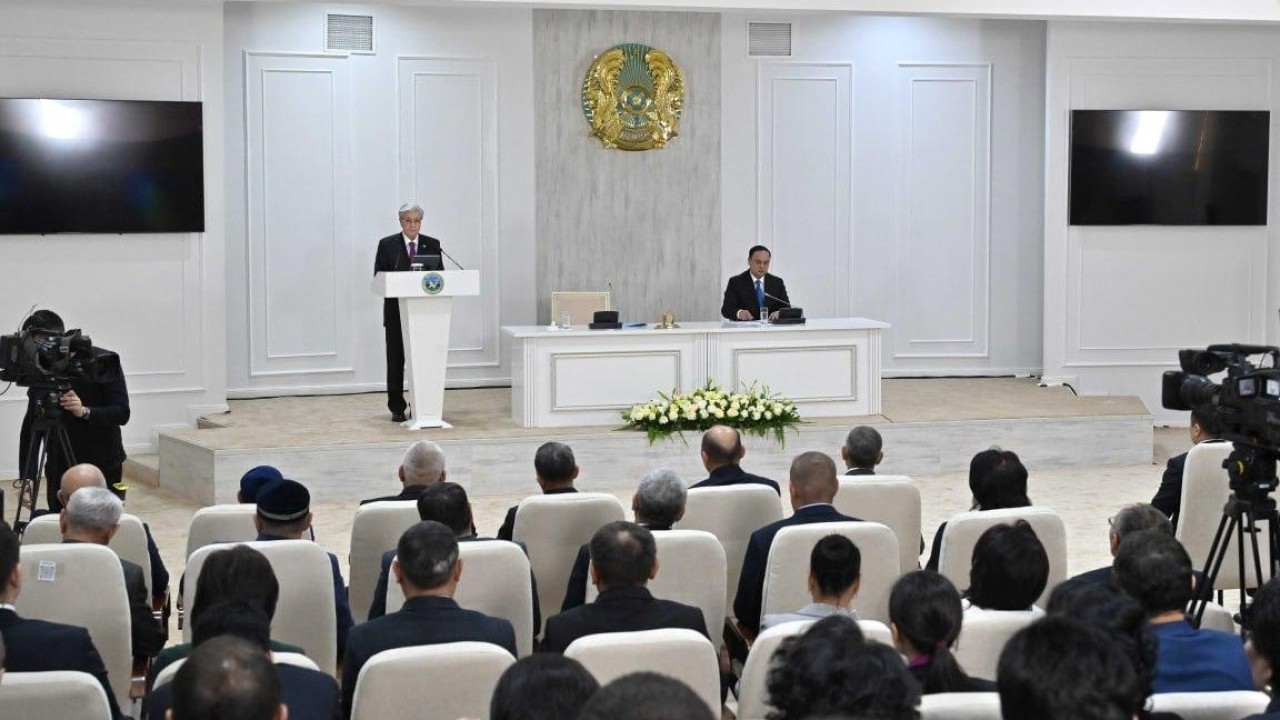 Президент Таразда жаңадан ашылған әскери мектеп-интернатқа Бауыржан Момышұлының есімін беруді ұсынды