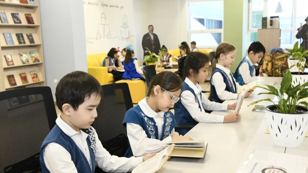 «Аудандағы үш ауысым мәселесі шешілді» - елордадағы №114 мектеп директоры