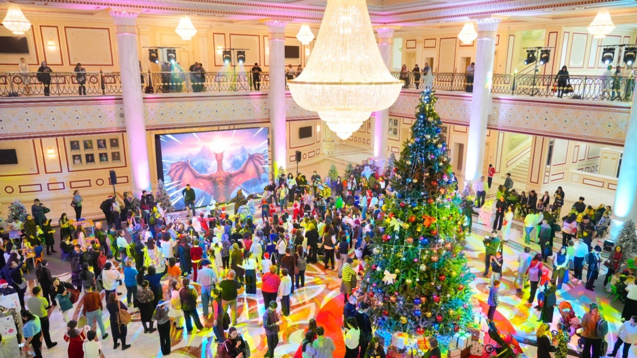 Астанада қала әкімінің атынан шырша тойы өтті